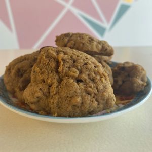 Galleta de zanahoria con pasas y nueces